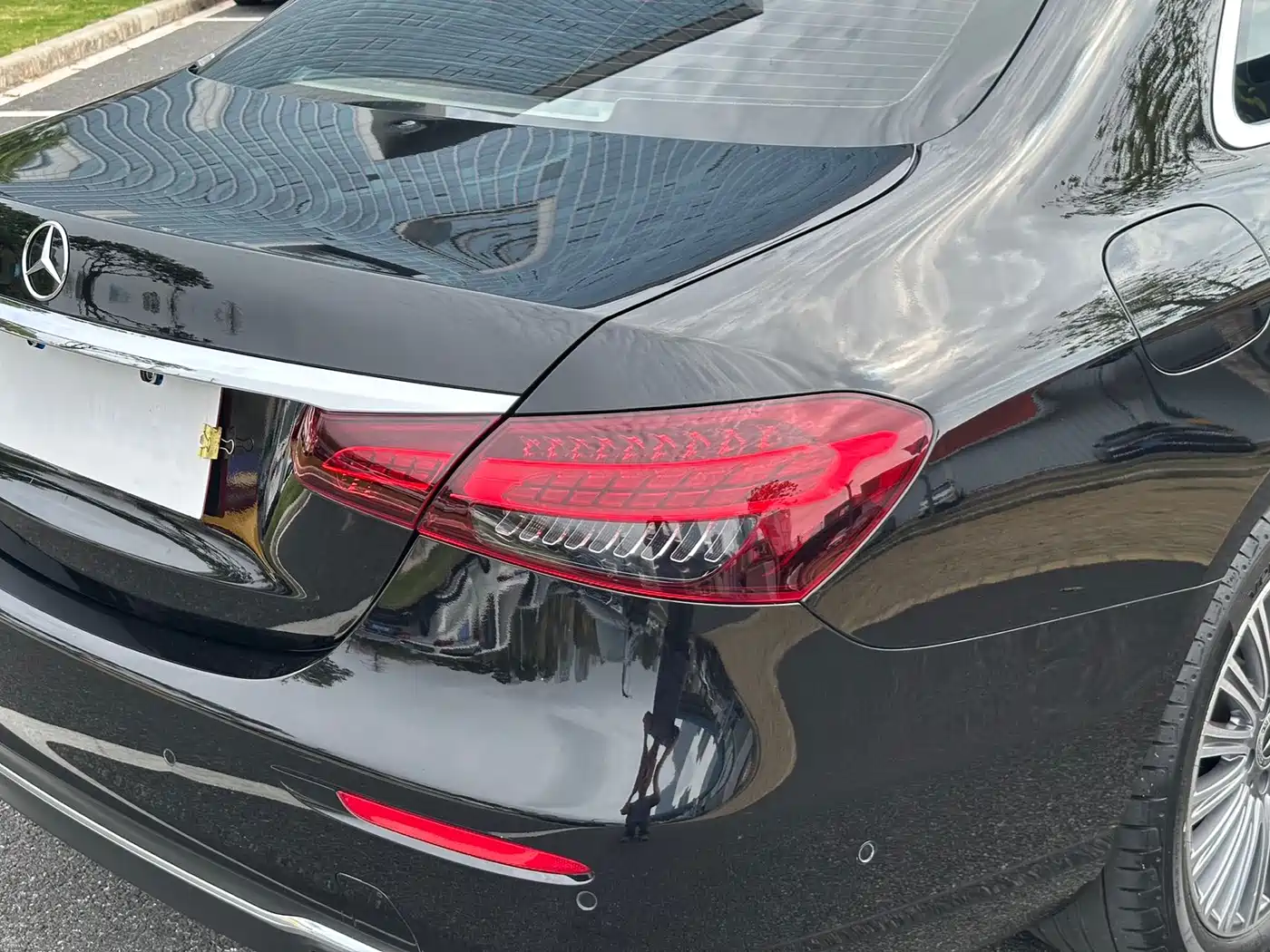 Mercedes-Benz E-Class 2023 E 300 L Fashion фото 14