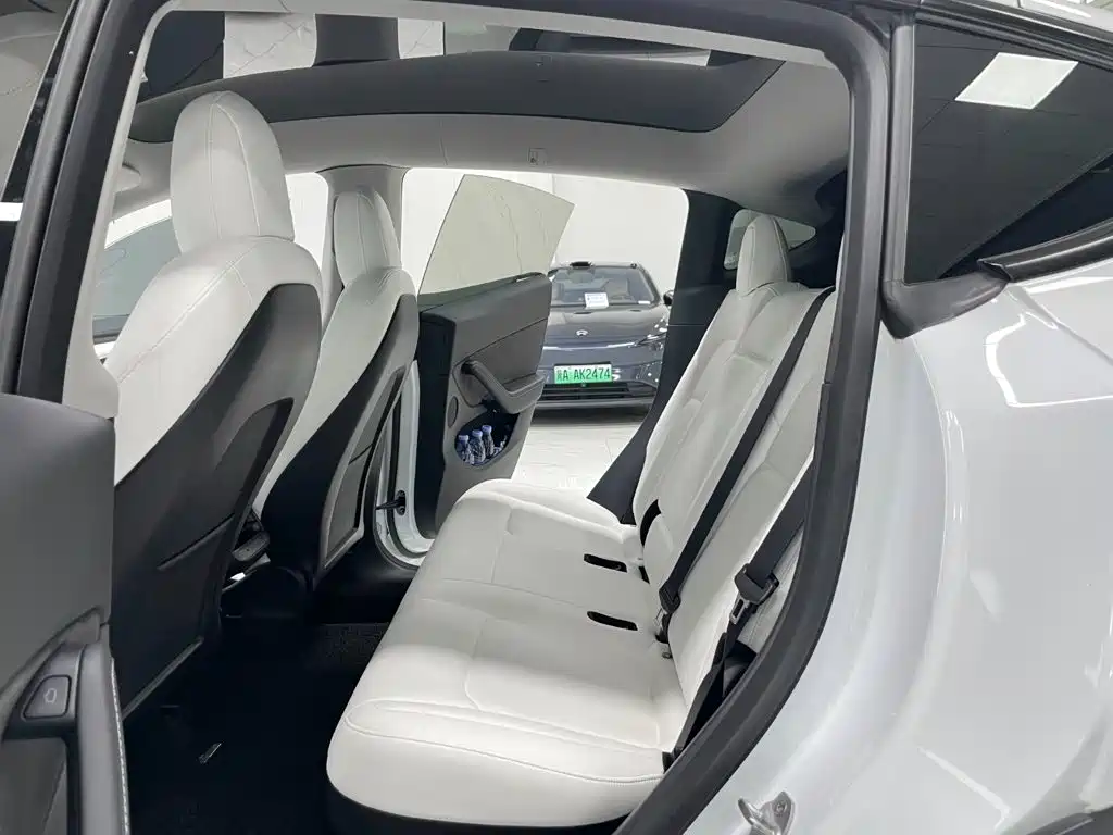 Фото 9 - Tesla Model Y