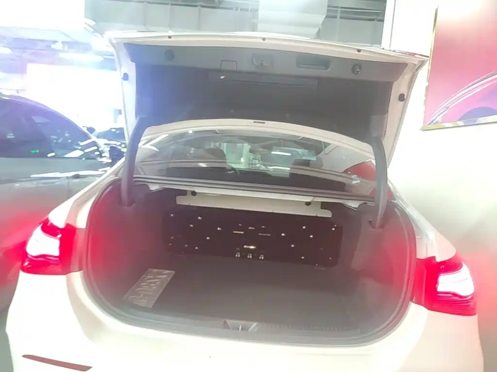 Mercedes-Benz A-Class 2025 2025 A 200 L Fashion Edition
