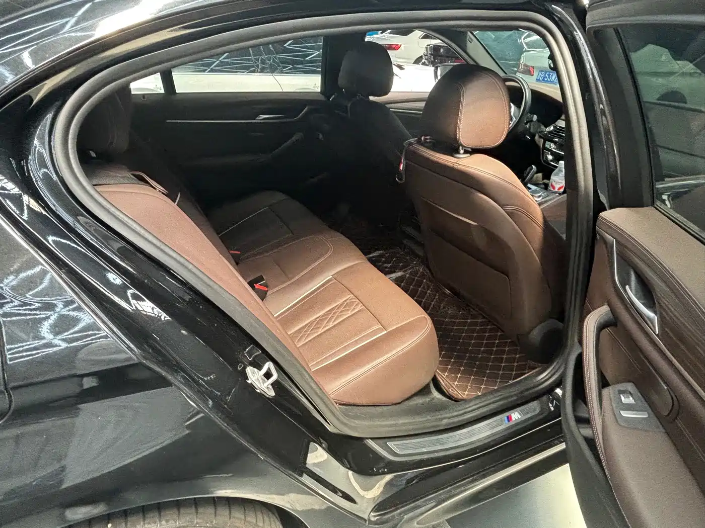 Фото 5 - BMW 5 Series