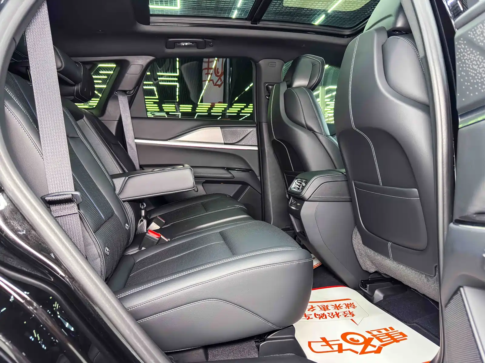 Фото 7 - Cadillac XT5