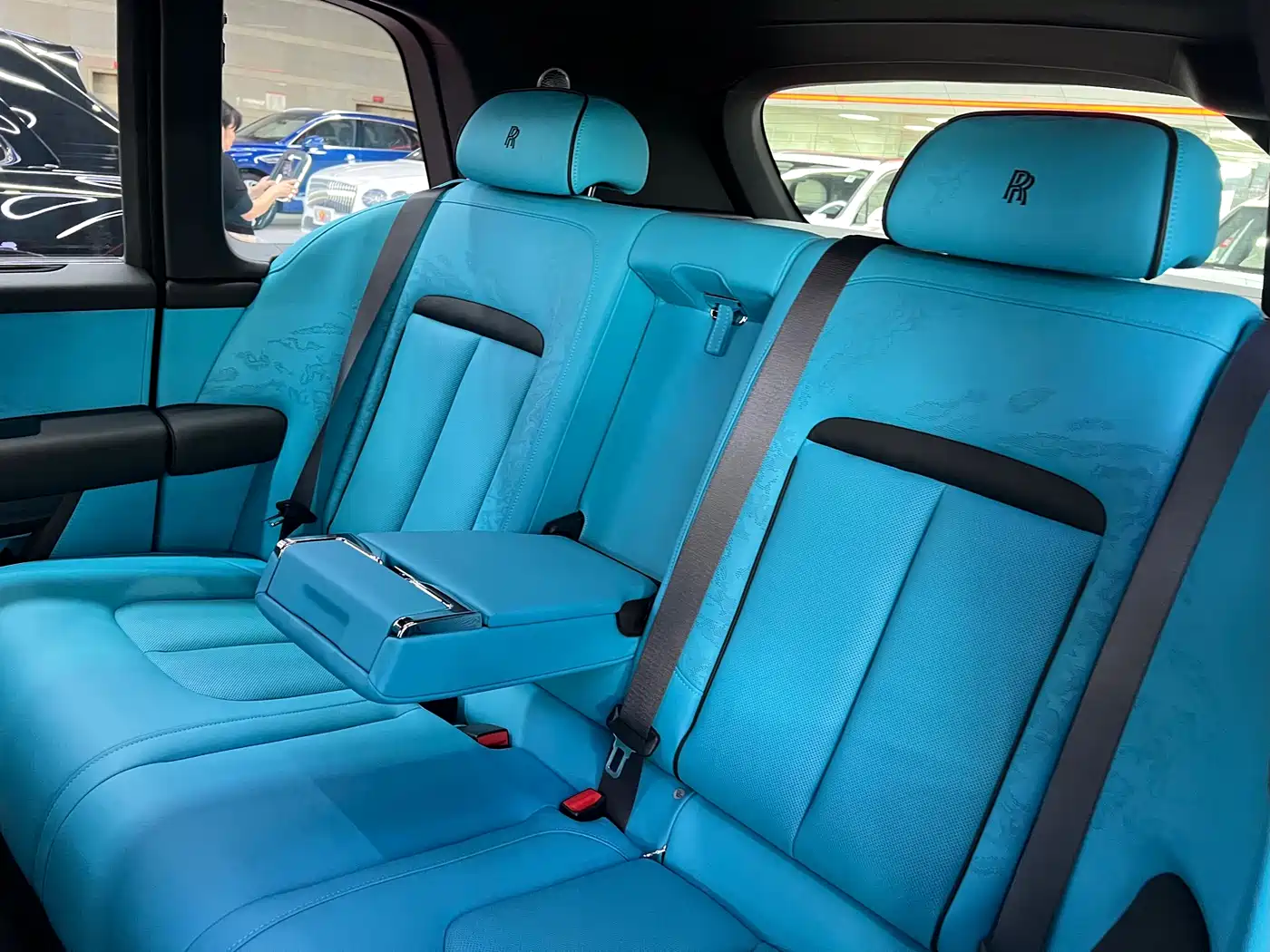Rolls-Royce Cullinan 2026 2024 Black Badge