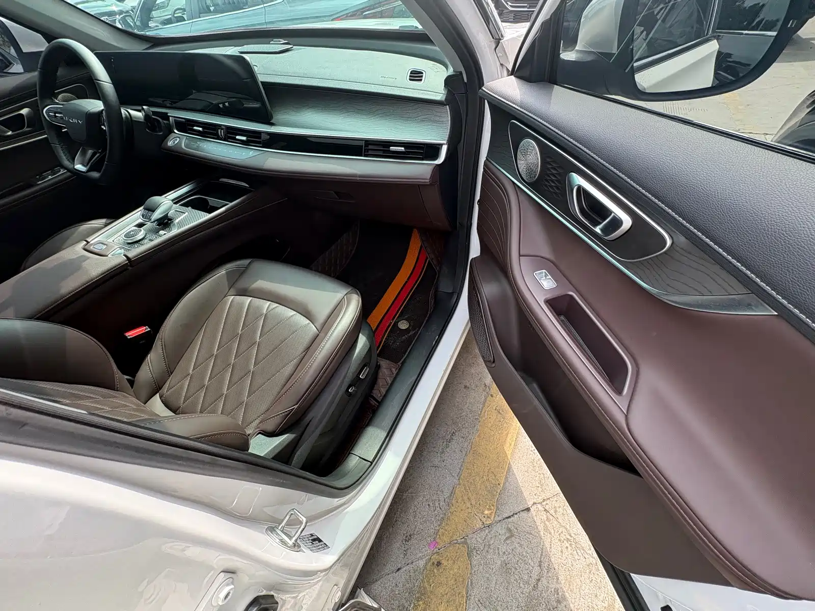 Photo 11 - Chery Tiggo 8 PLUS