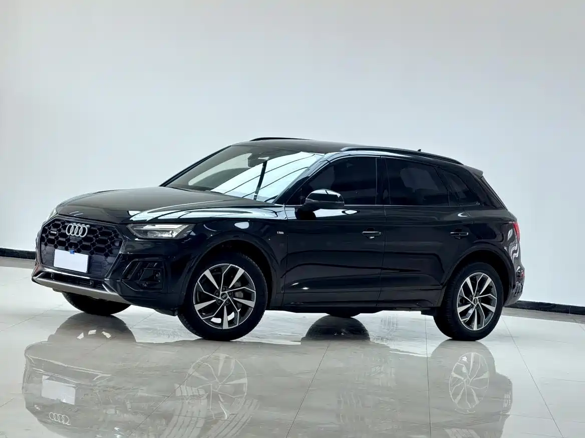 Audi Q5L 2022 40T Luxury Dynamic