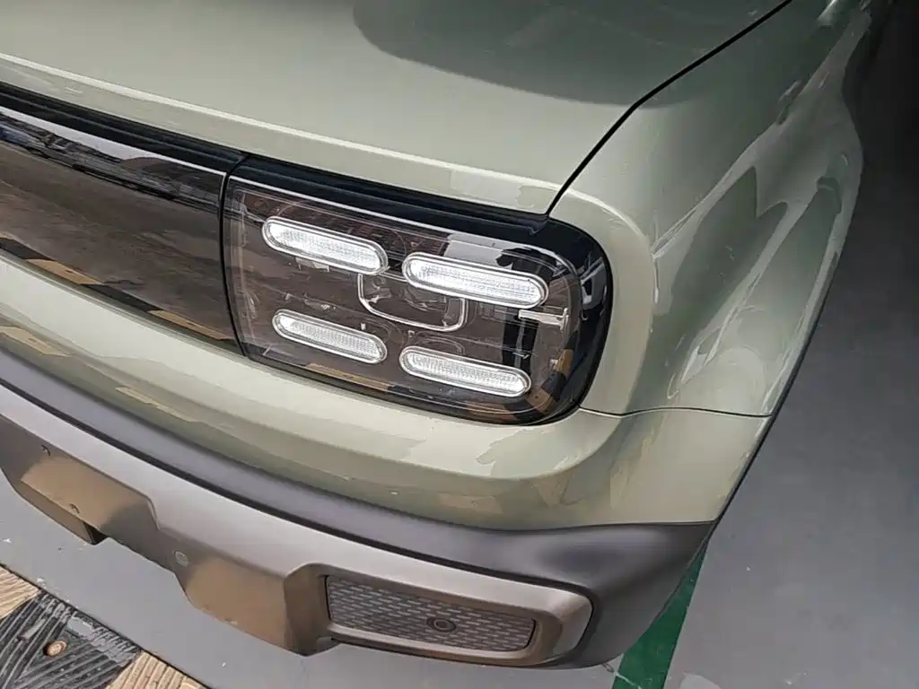 Baojun Yueye Plus 2024 2024 Smart Premium 4-Seater