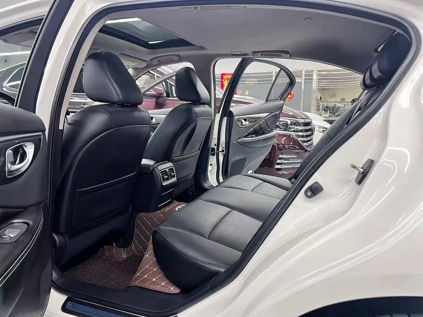 Infiniti Q50L 2020 2018 2.0T Comfort (China VI)