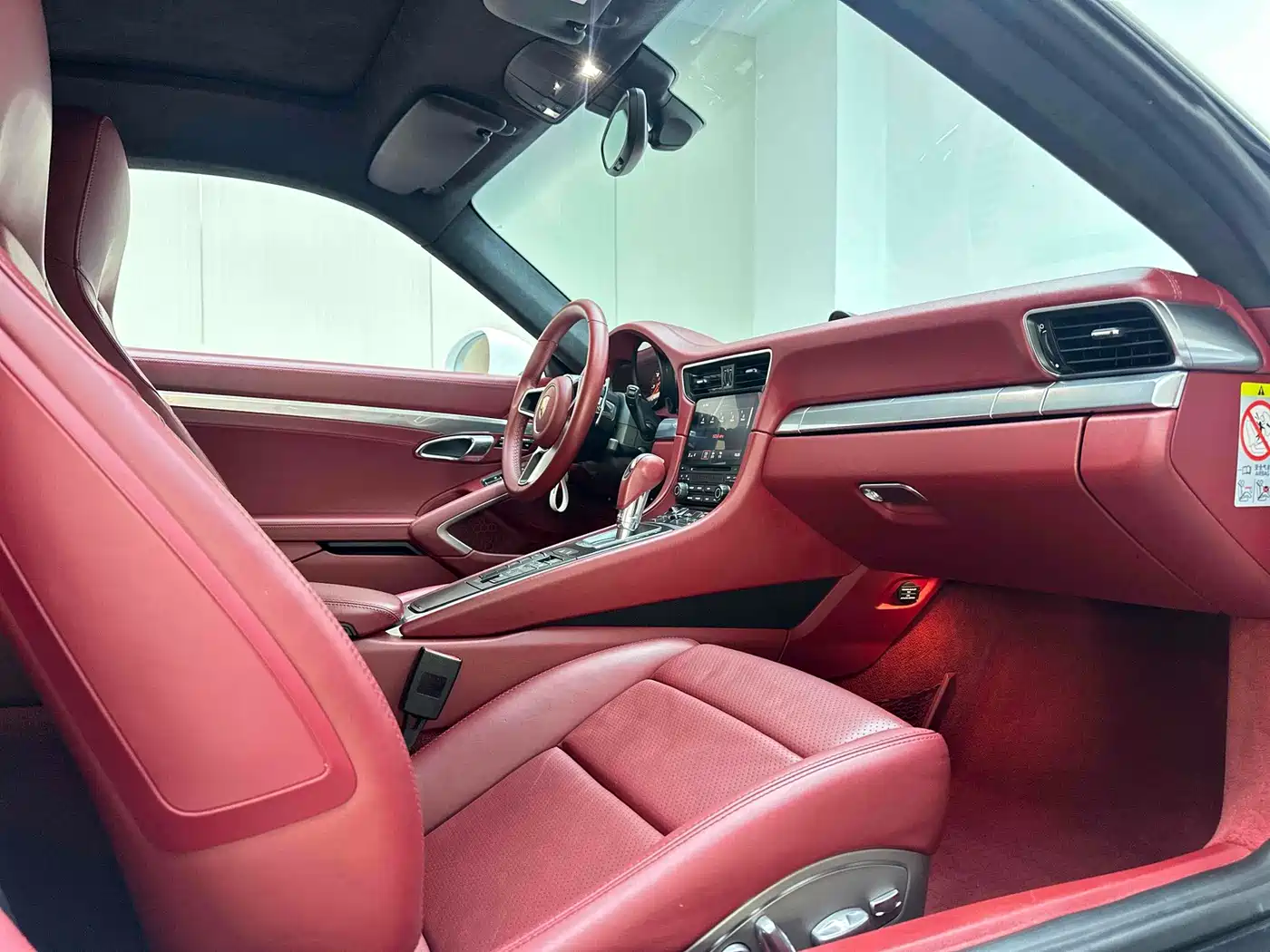 Porsche 911 2016 Carrera 3.0T фото 11