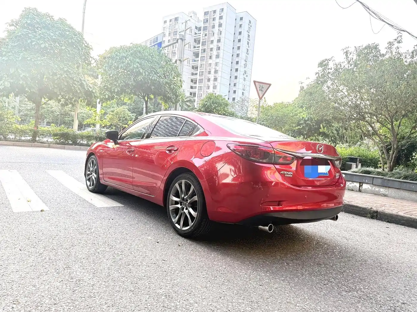 Photo 9 - Mazda Atenza