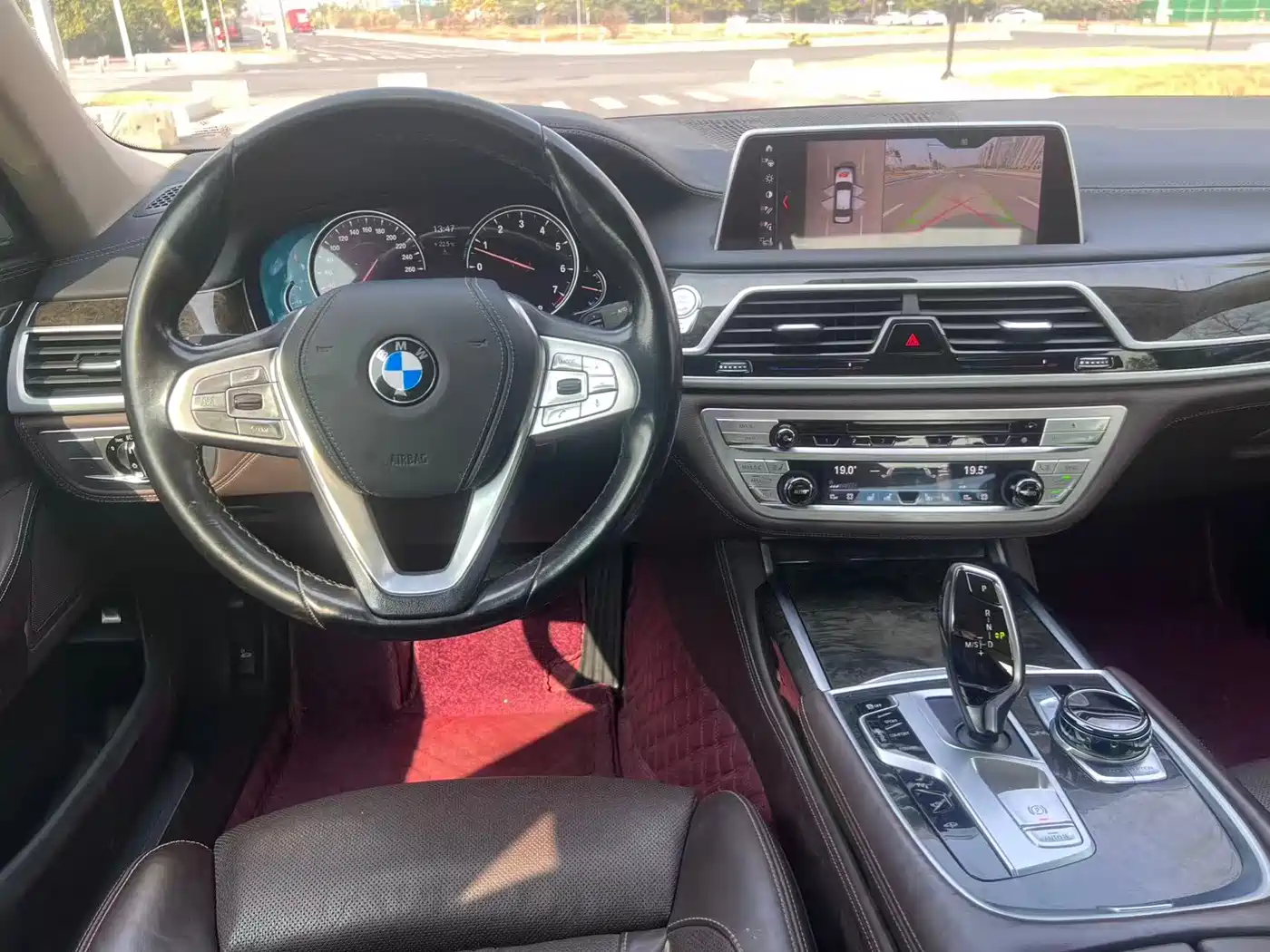 BMW 7 Series 2018 730Li Premium Type Excellence Package фото 4