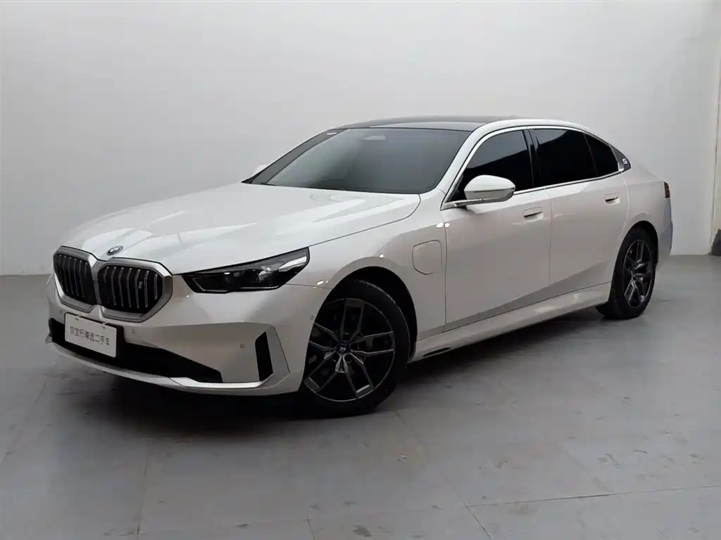 BMW i5 2025 2024 eDrive 35L Luxury Package