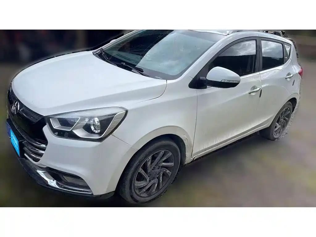 Фото 1 - JAC Refine S2