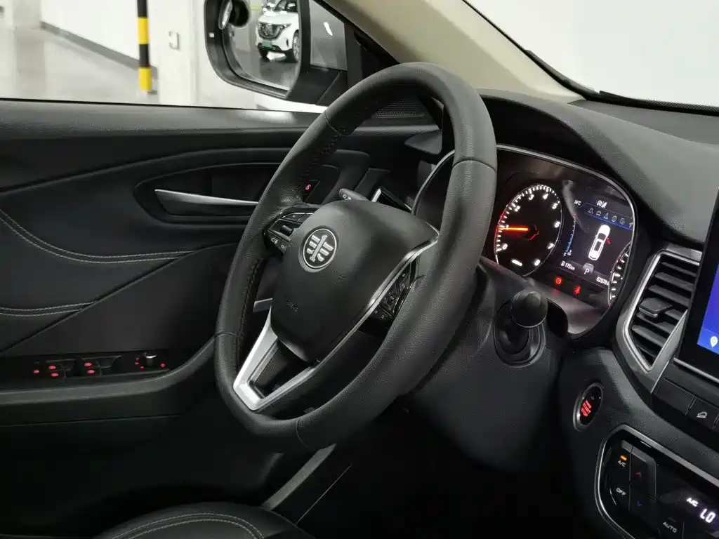 FAW Junpai D80 2019 2019 TD220 Auto Luxury