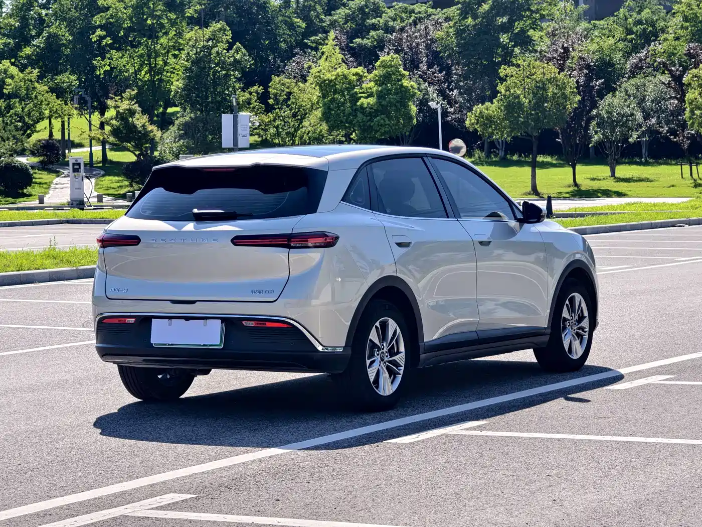 Besturn Yueyi 03 2025 2025 Model 565km Enjoy Edition