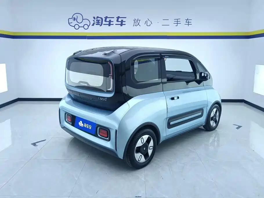 Baojun E300 2021 2020 Plus Stellar Smart Fun Edition