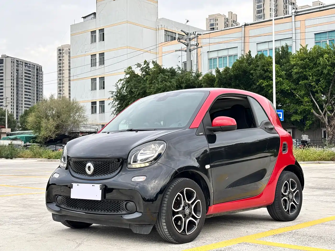 smart fortwo 2019 2019 0.9T 66kW Hardtop Dynamic Edition China VI
