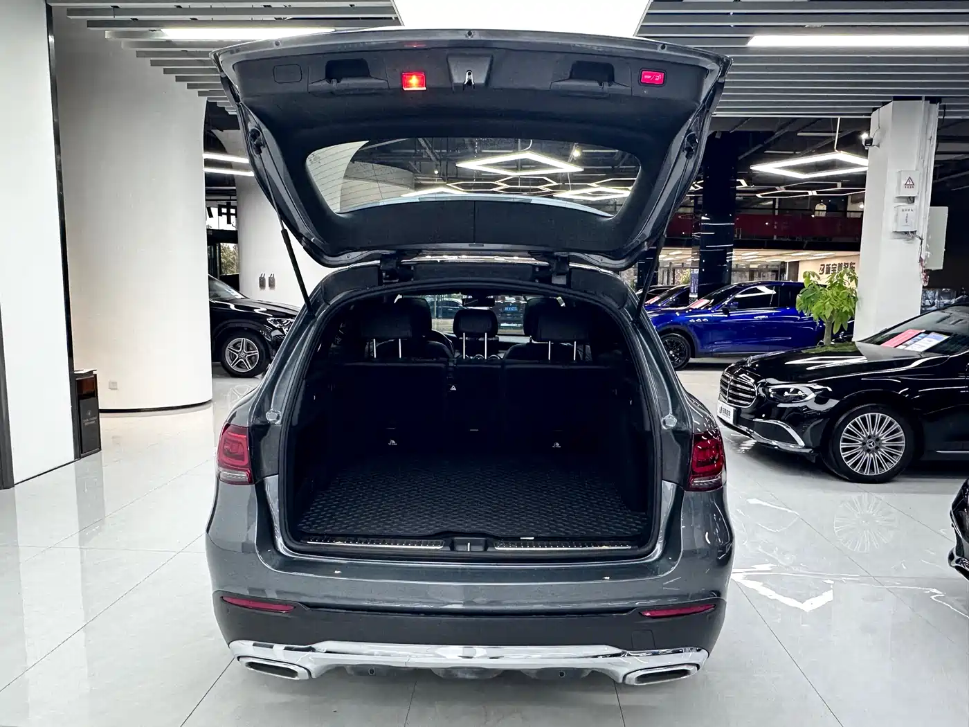 Mercedes-Benz GLC 2021 GLC 260 L 4MATIC Sporty фото 13
