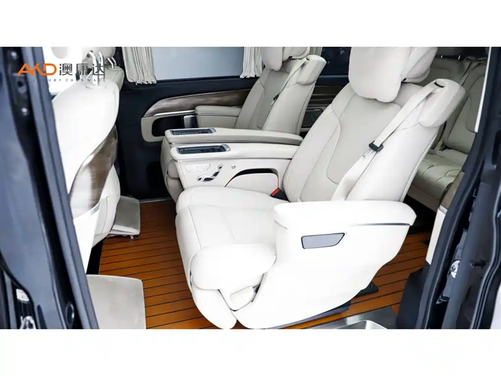 Mercedes-Benz V-Class 2022 V 260 L Long Wheelbase Luxury Edition фото 7