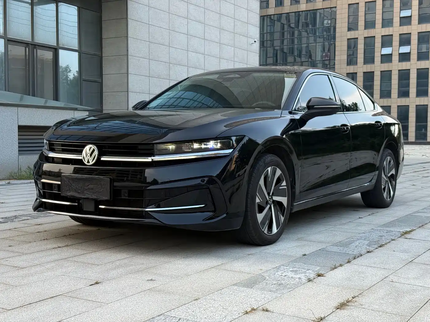 Фото 3 - Volkswagen Magotan