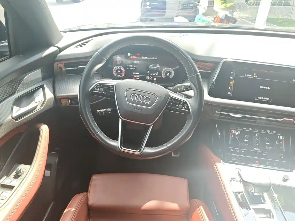 Audi Q6 2024 2024 45 TFSI quattro Black Warrior Edition 6-seater