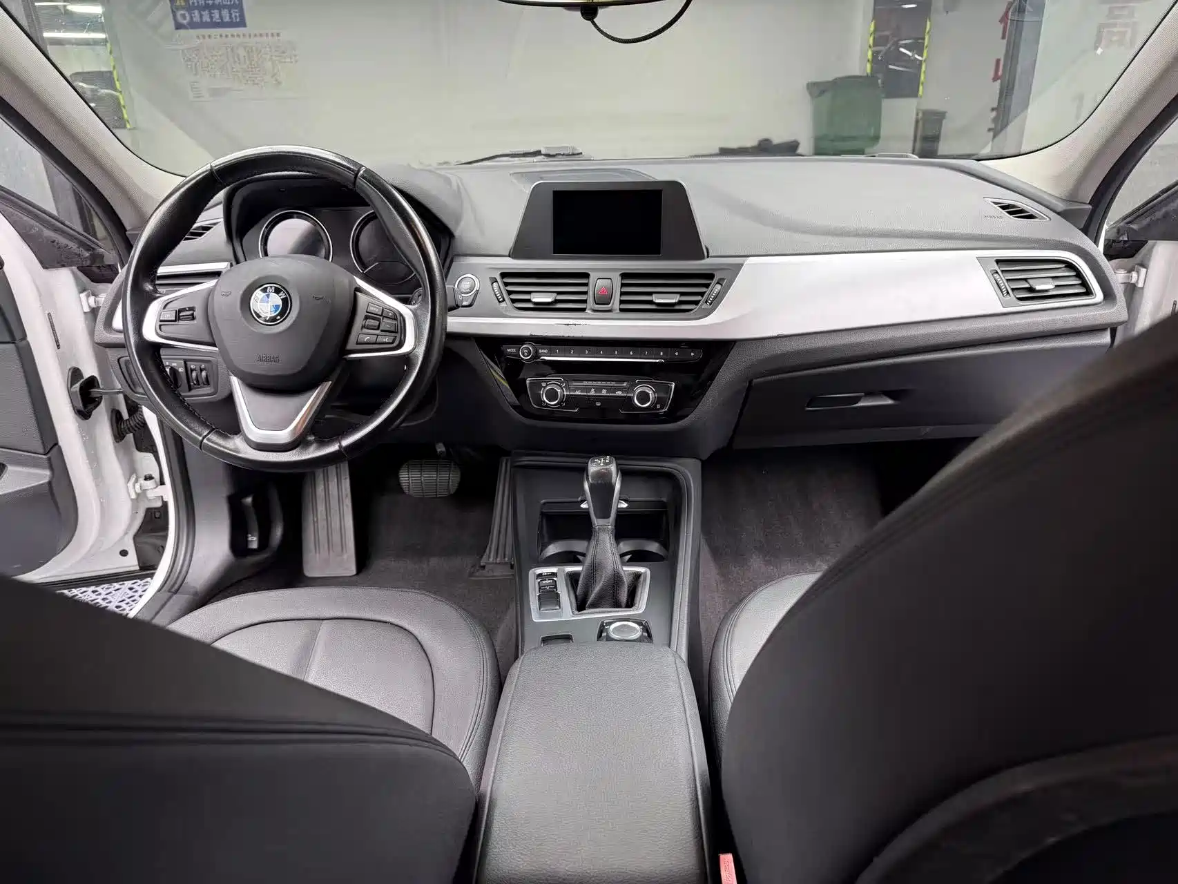 Photo 10 - BMW 1 Series
