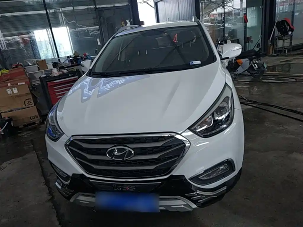 Hyundai Beijing Hyundai ix35 2015 2.0L Automatic 2WD Smart Type China IV фото 3