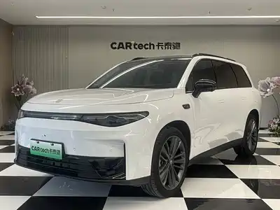 Leapmotor C16