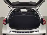 Фото 16 - Geely Vision X3