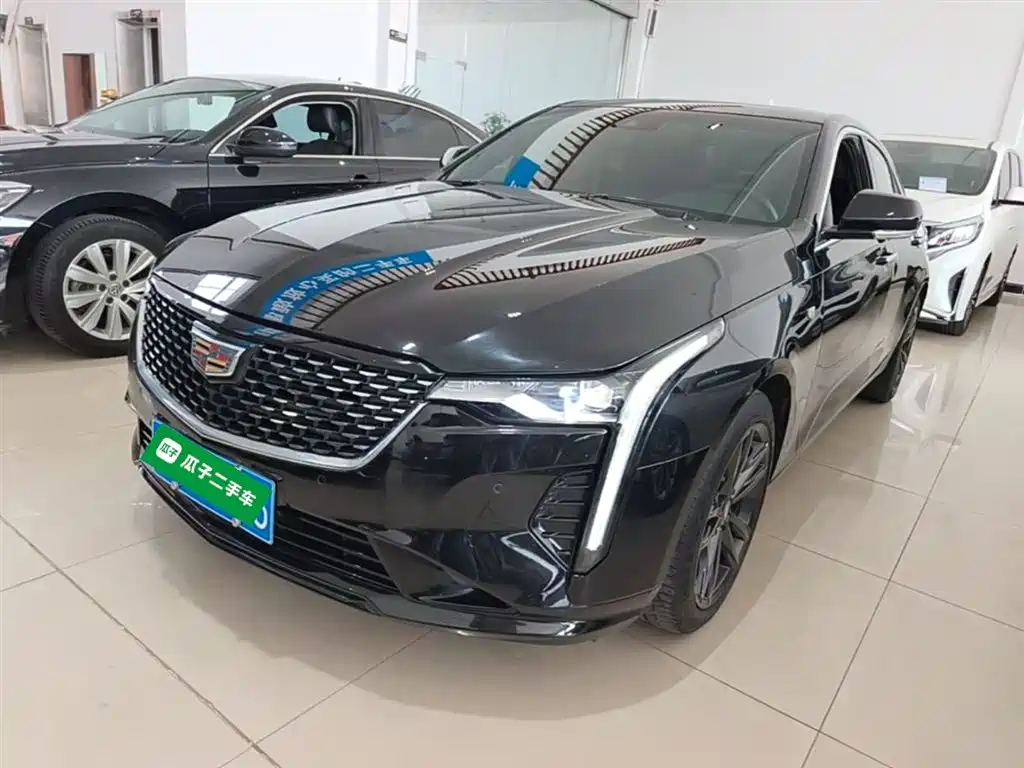 Cadillac CT4 2022 28T Luxury Model
