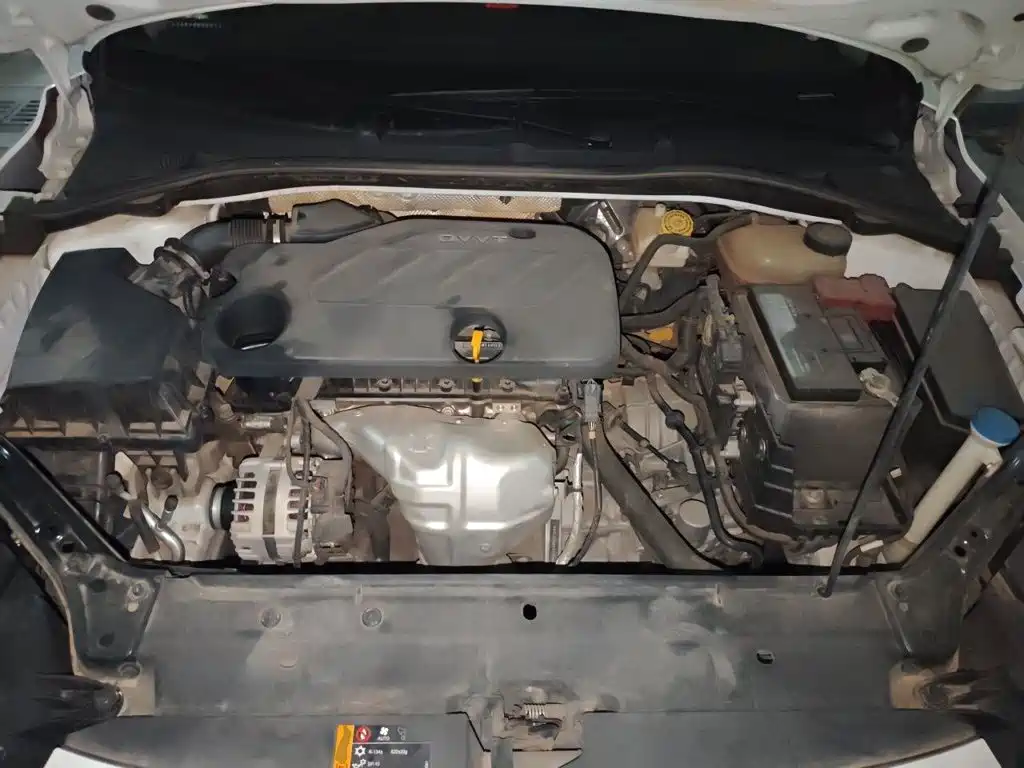Roewe i6 2021 2020 PLUS 1.6L CVT 4G Connected Glory Flagship Edition