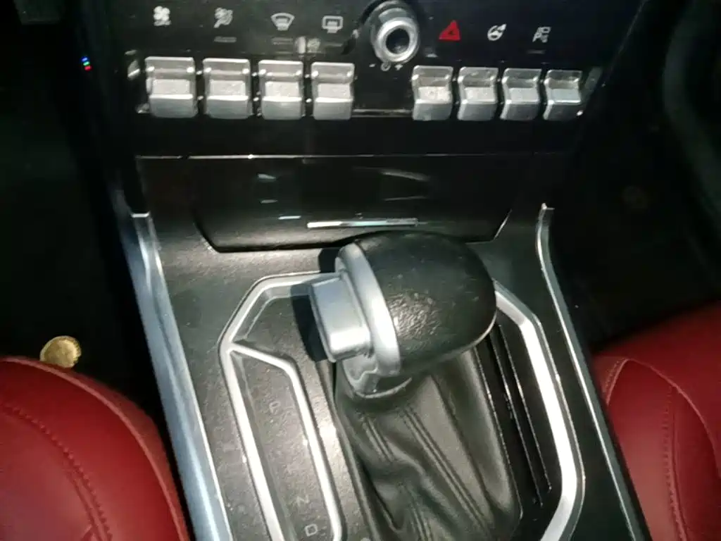 Фото 14 - Haval F5