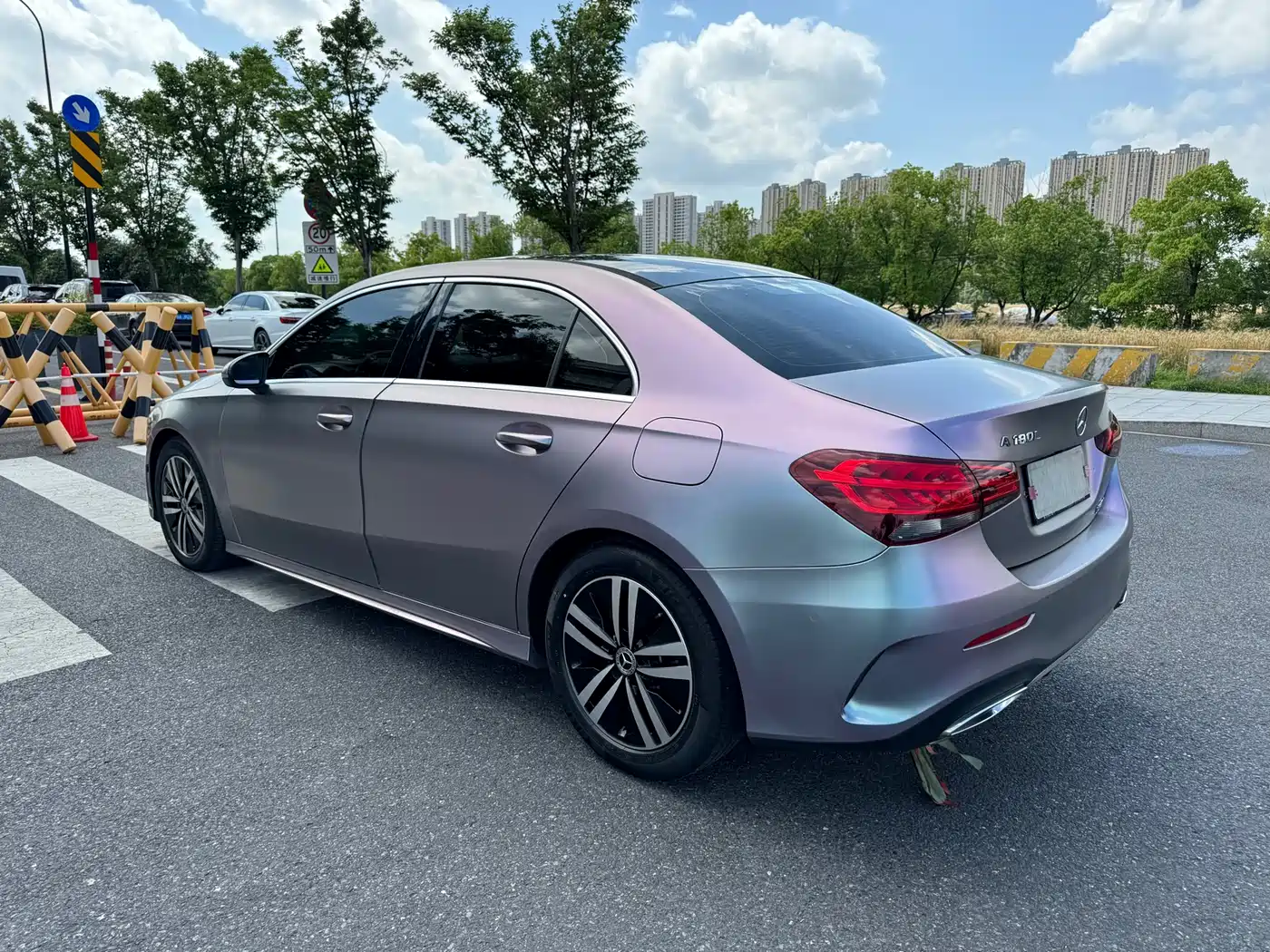 Mercedes-Benz A-Class 2019 A 180 L Sport Sedan фото 5