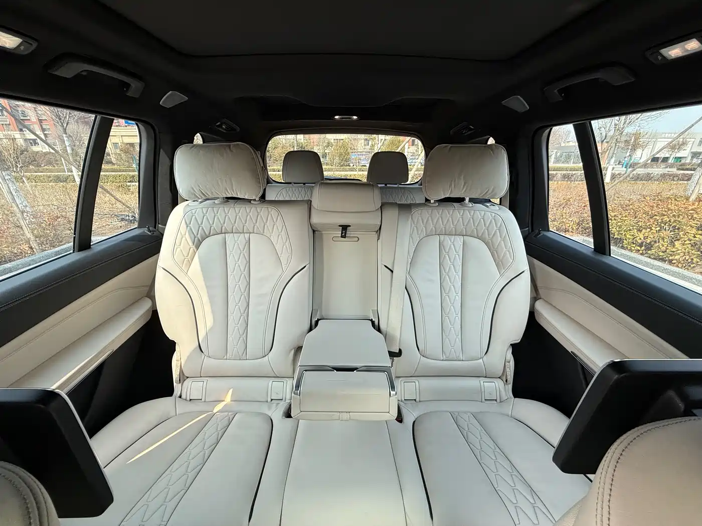 BMW X7 2019 xDrive40i Executive M Sport Package фото 18