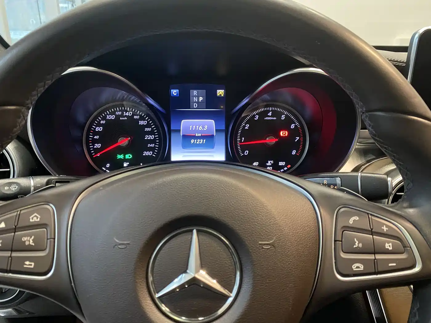 Mercedes-Benz GLC 2019 GLC 300 L 4MATIC Luxury фото 6