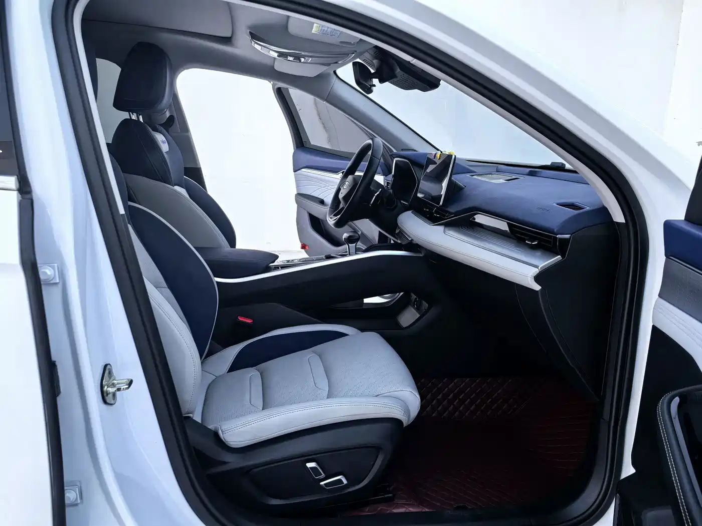 Фото 9 - Geely Preface