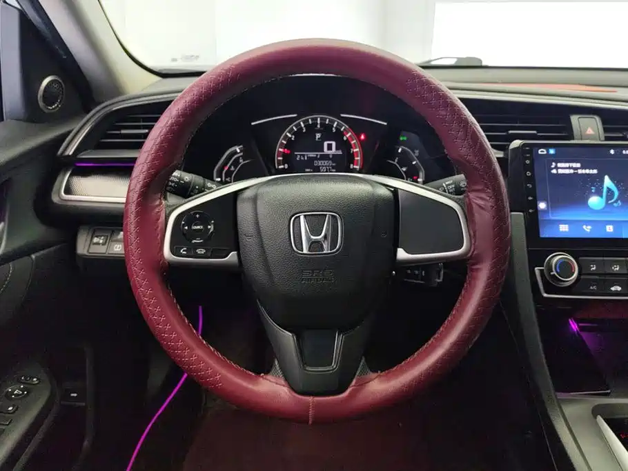 Фото 15 - Honda Civic