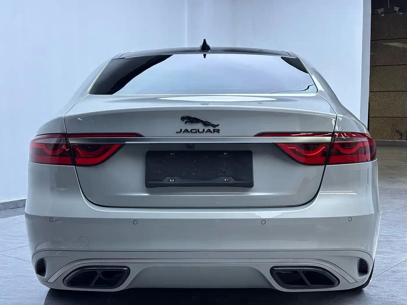 Jaguar XFL 2025 2025 2.0T P250 FWD Luxury Edition