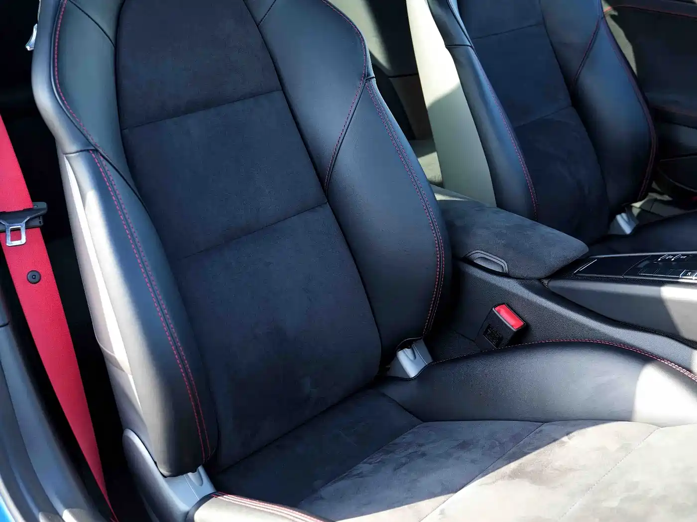 Porsche 911 2013 GT3 3.8L фото 20