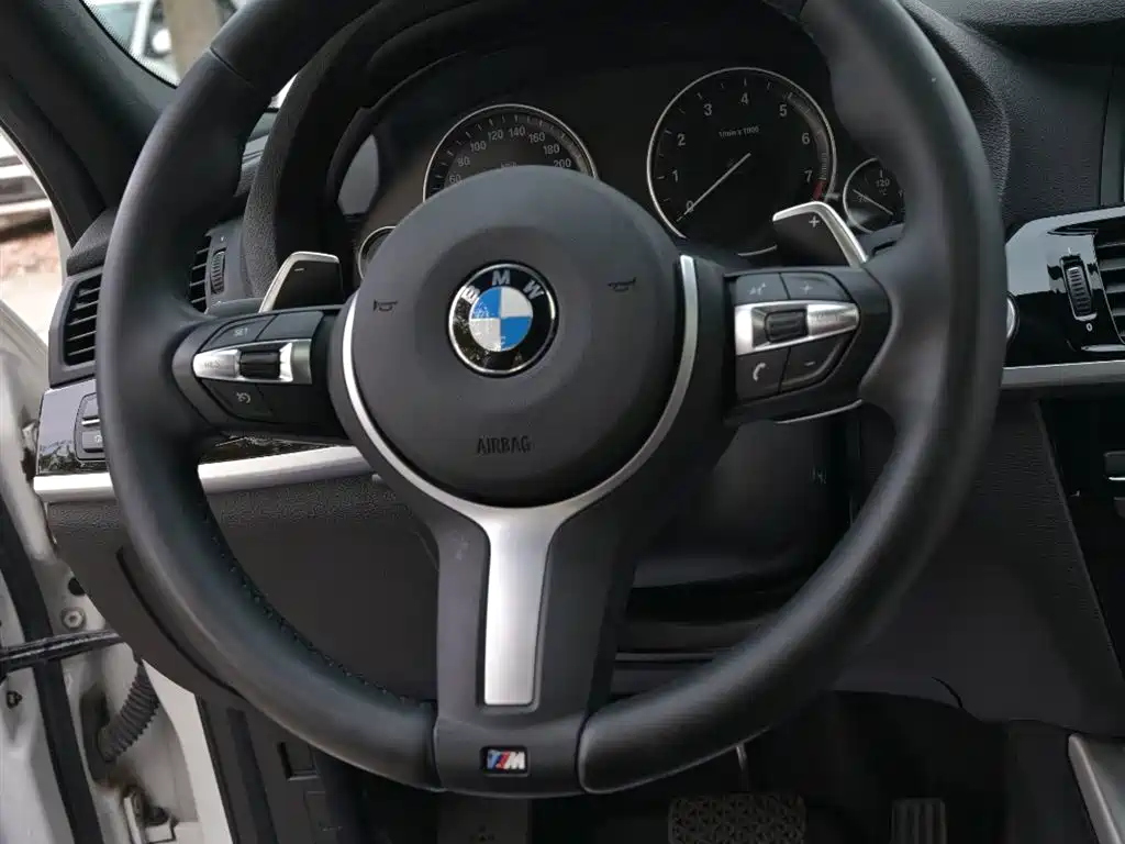 BMW X4 2016 Model xDrive20i M Sport фото 11