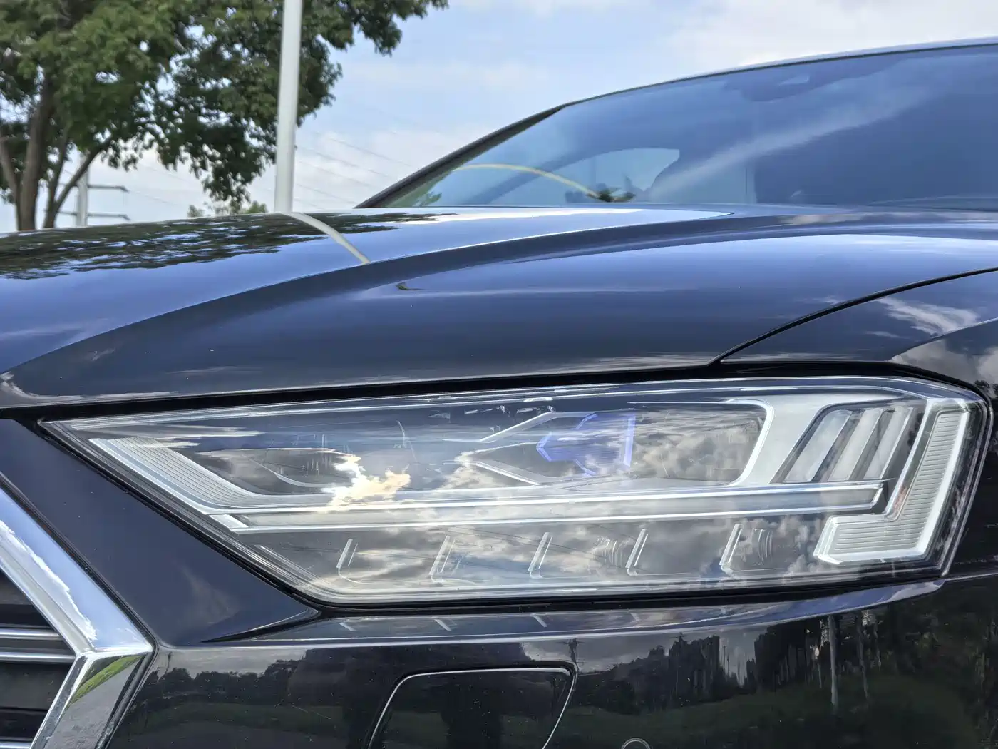 Фото 4 - Audi A8