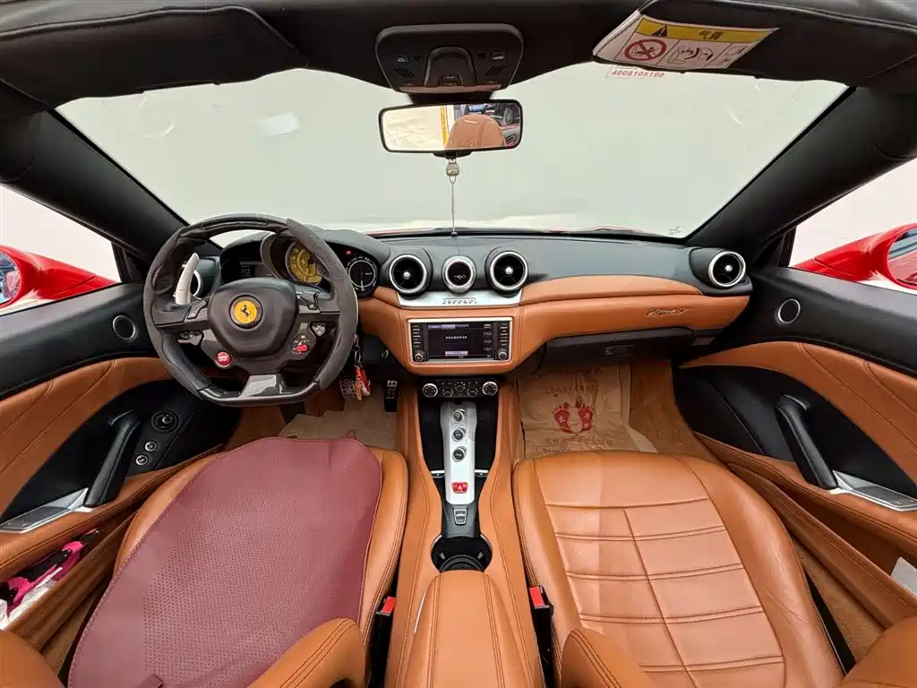 Ferrari California T 2015 2015 3.9T Standard