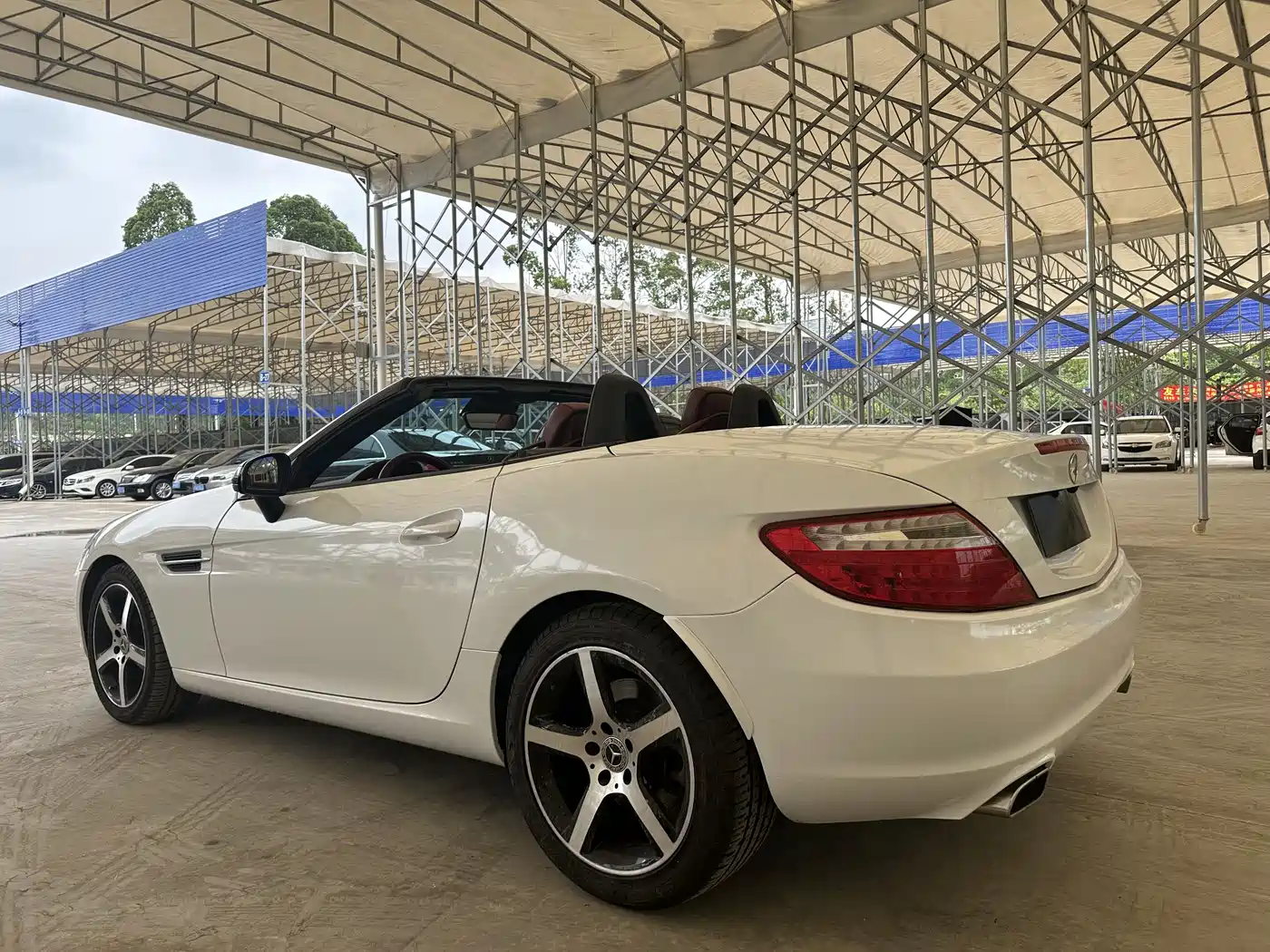 Mercedes-Benz SLK-Class 2011 SLK 200 Fashion фото 12