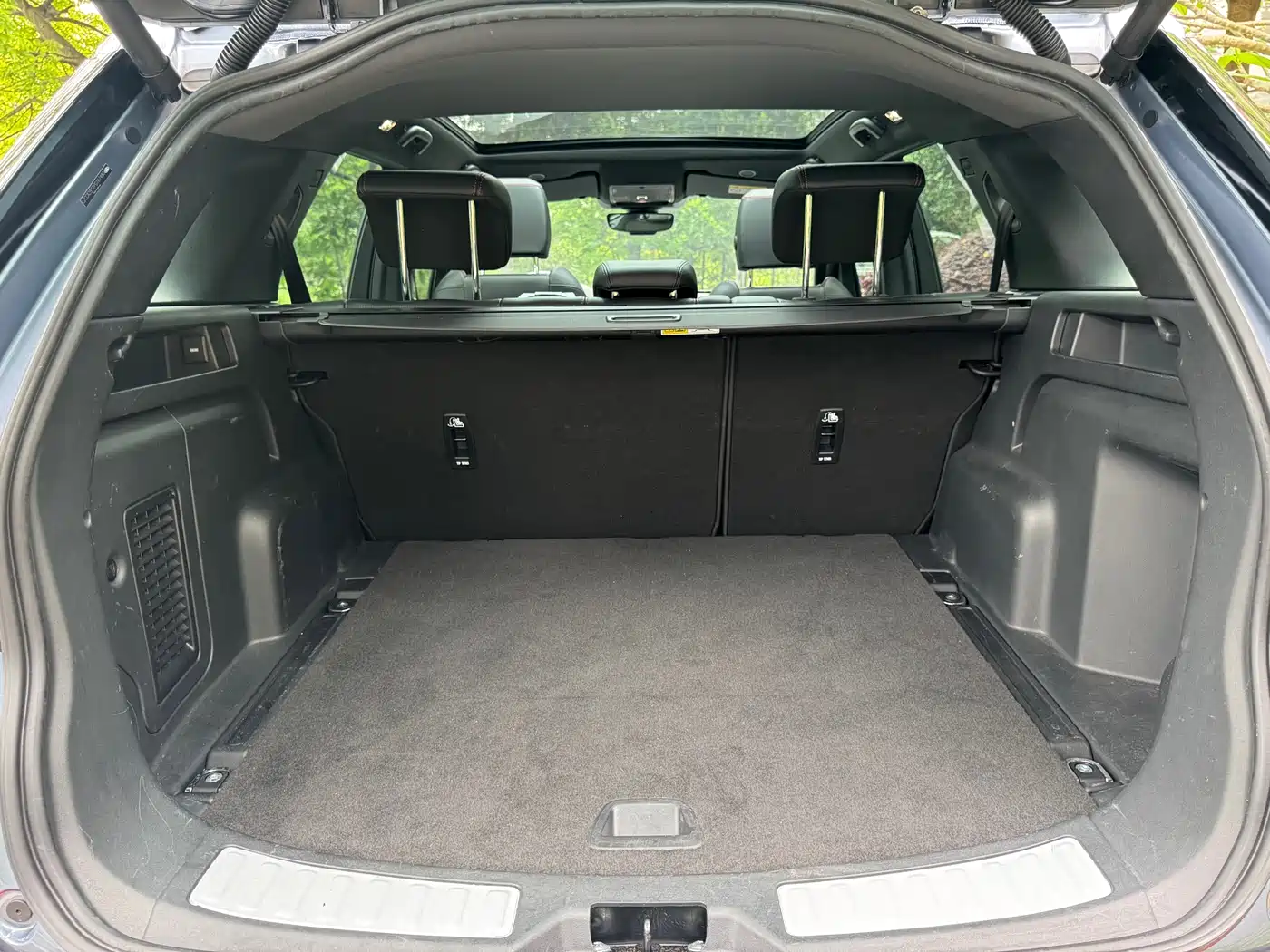Land Rover Discovery Sport 2023 249PS R-Dynamic S Performance Version фото 19