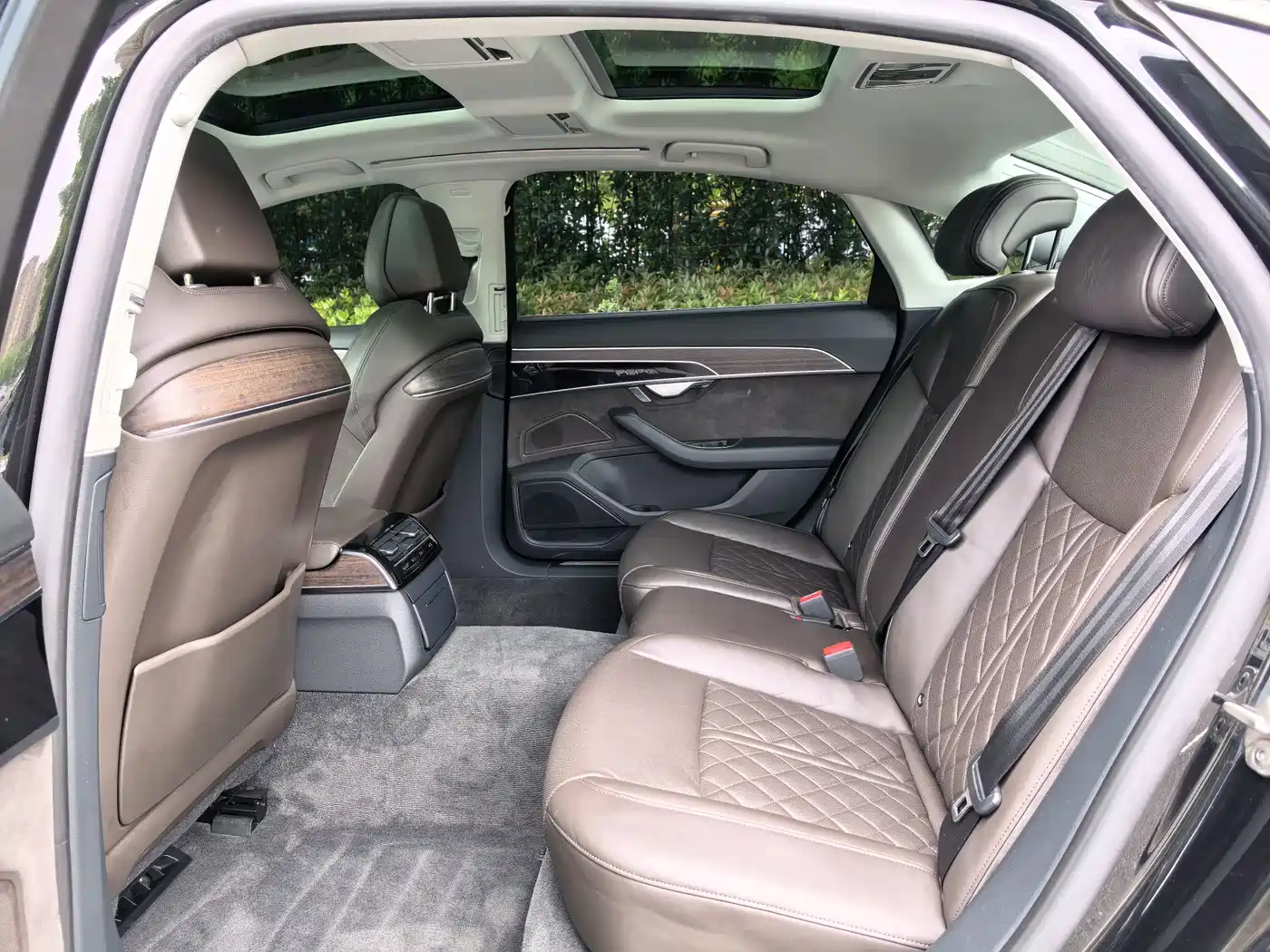 Audi A8 2021 A8L 50 TFSI quattro Comfort фото 8