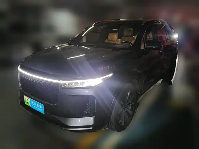 Li Auto Li ONE 2020 Extended Range 6-seater — фото 1