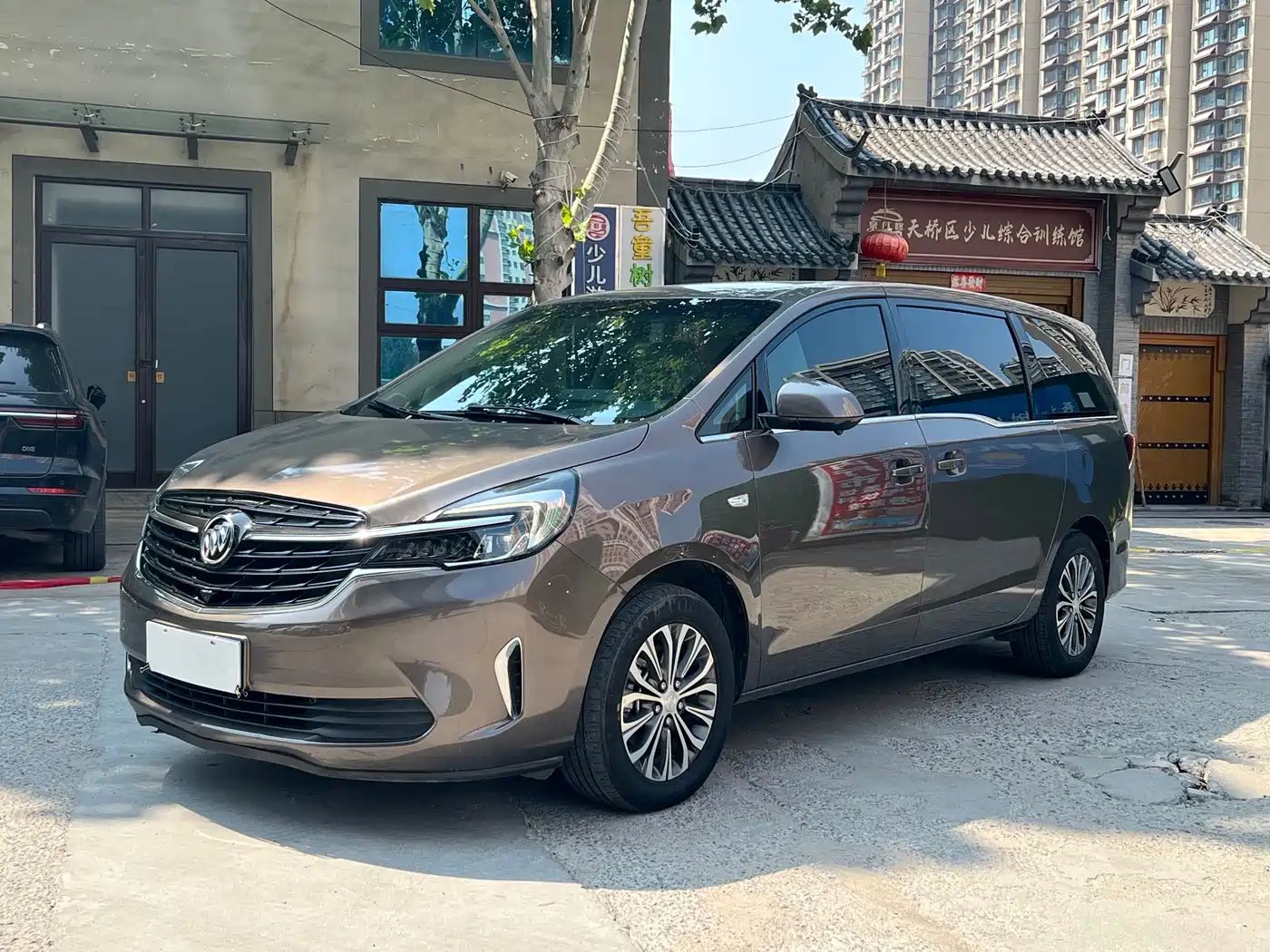 BUICK GL8