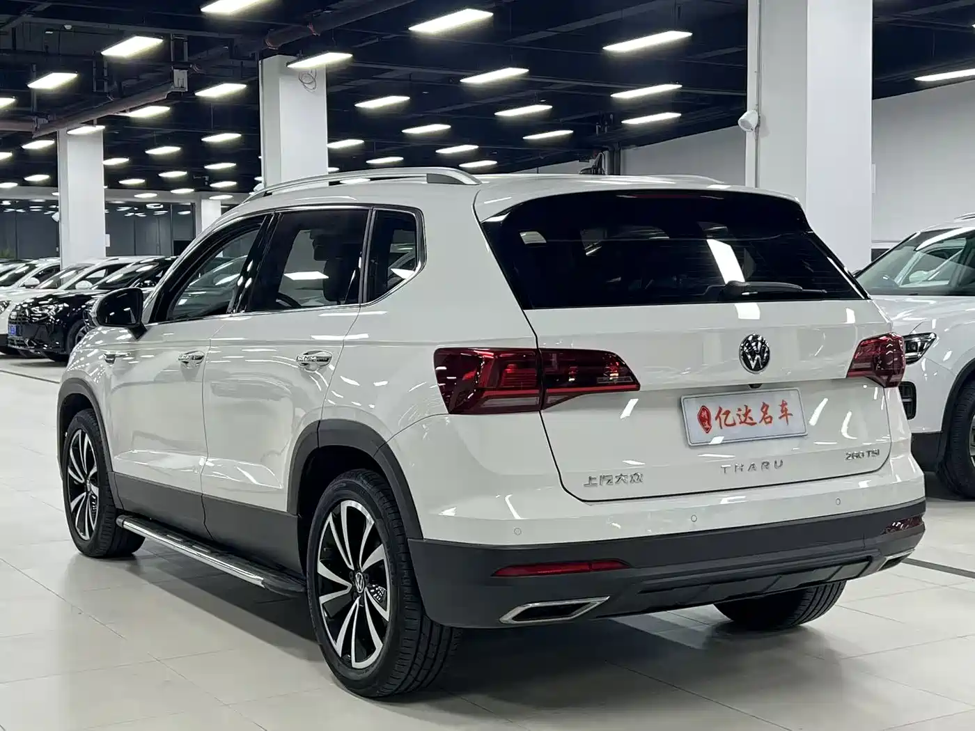 Volkswagen Tharu 2021 280TSI 2WD Luxury Plus фото 4
