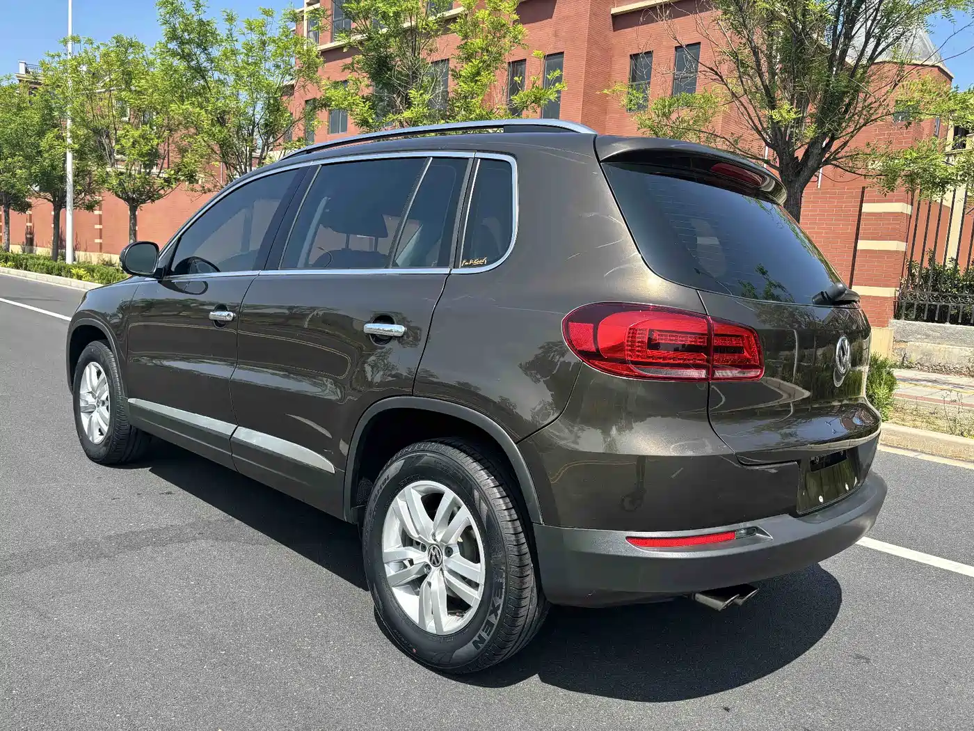 Volkswagen Tiguan 2016 Model 300TSI Automatic 2WD Trend Edition фото 9