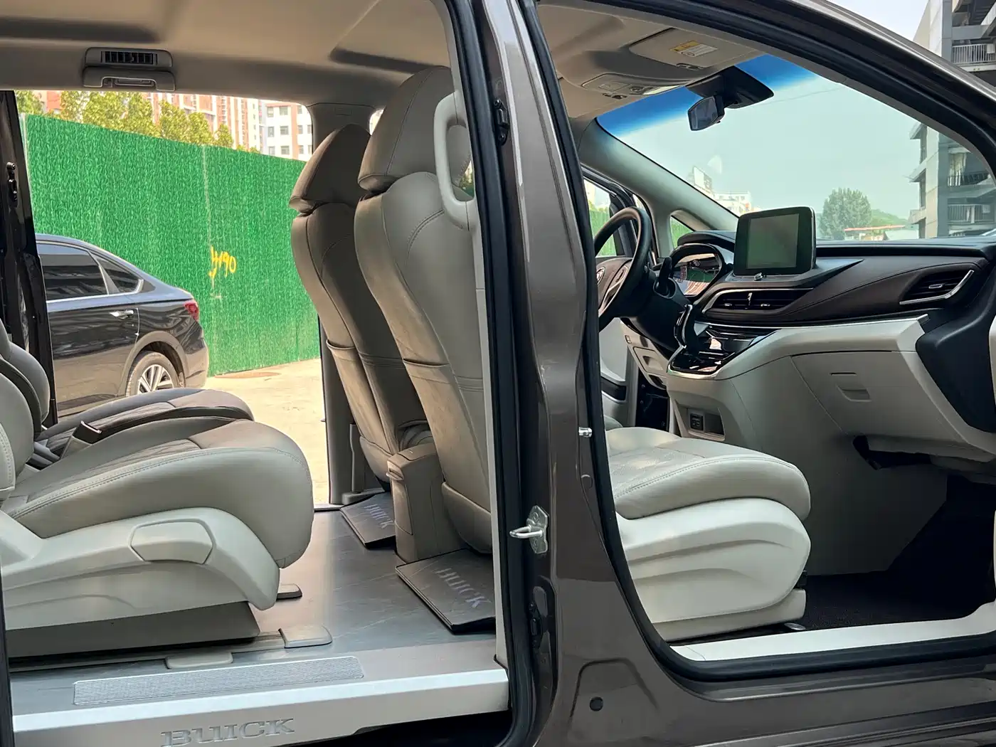 BUICK GL8