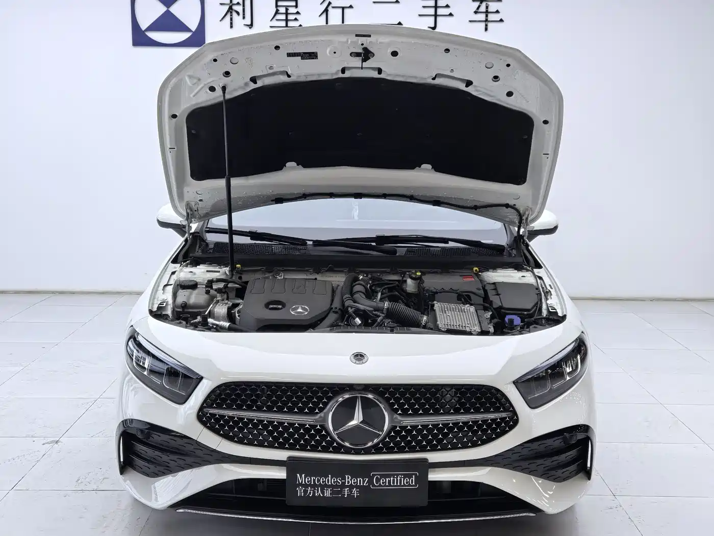 Mercedes-Benz A-Class 2024 A 200 L Fashion Edition фото 10