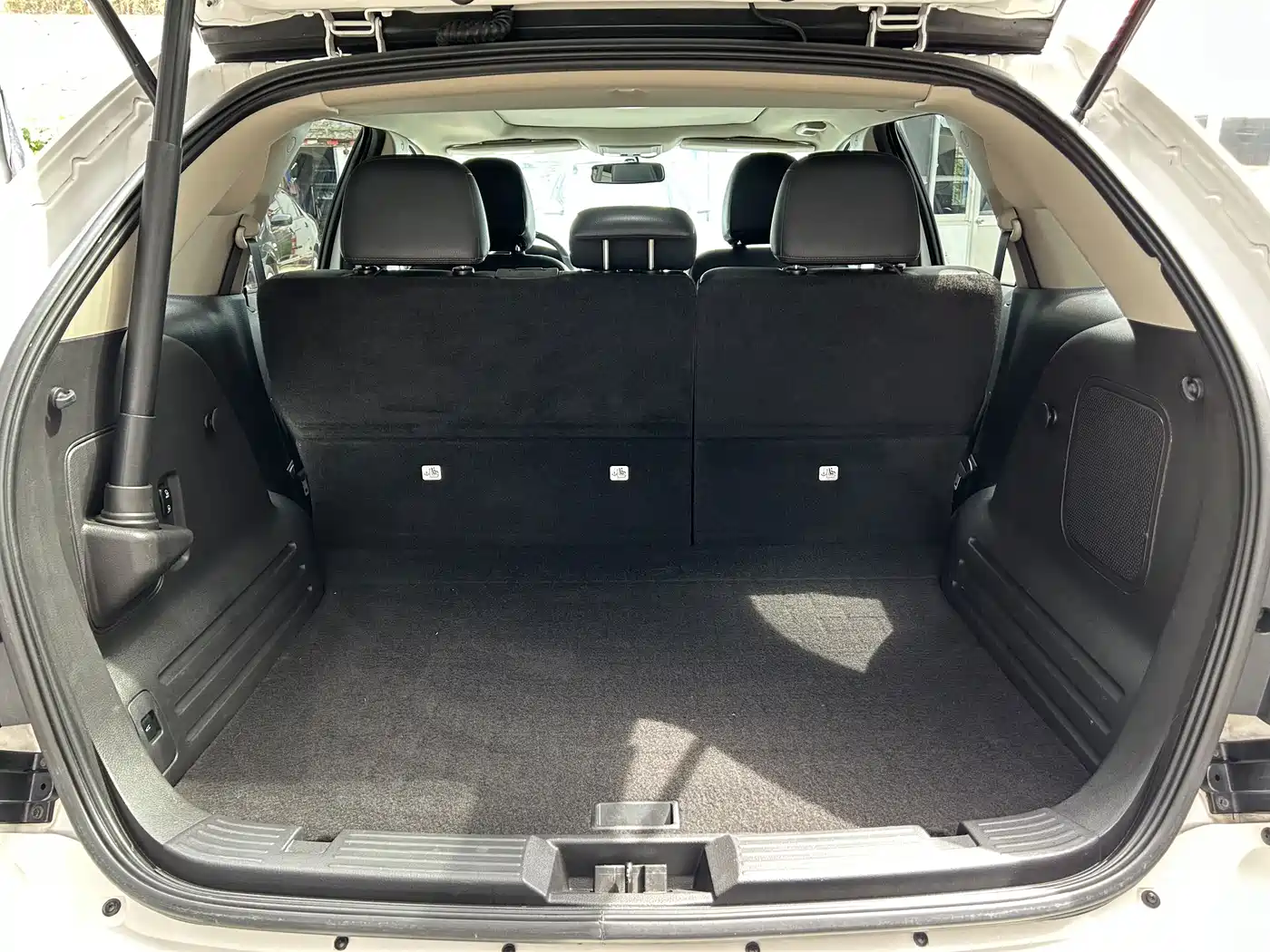 Ford Edge (Import) 2014 2012 2.0T Prestige